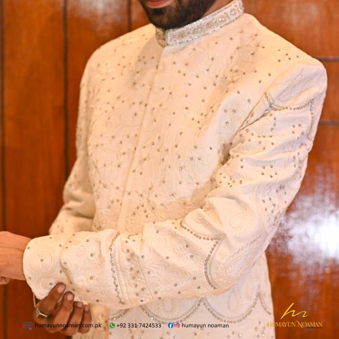 Offwhite Embroidered Hanwork Sherwani